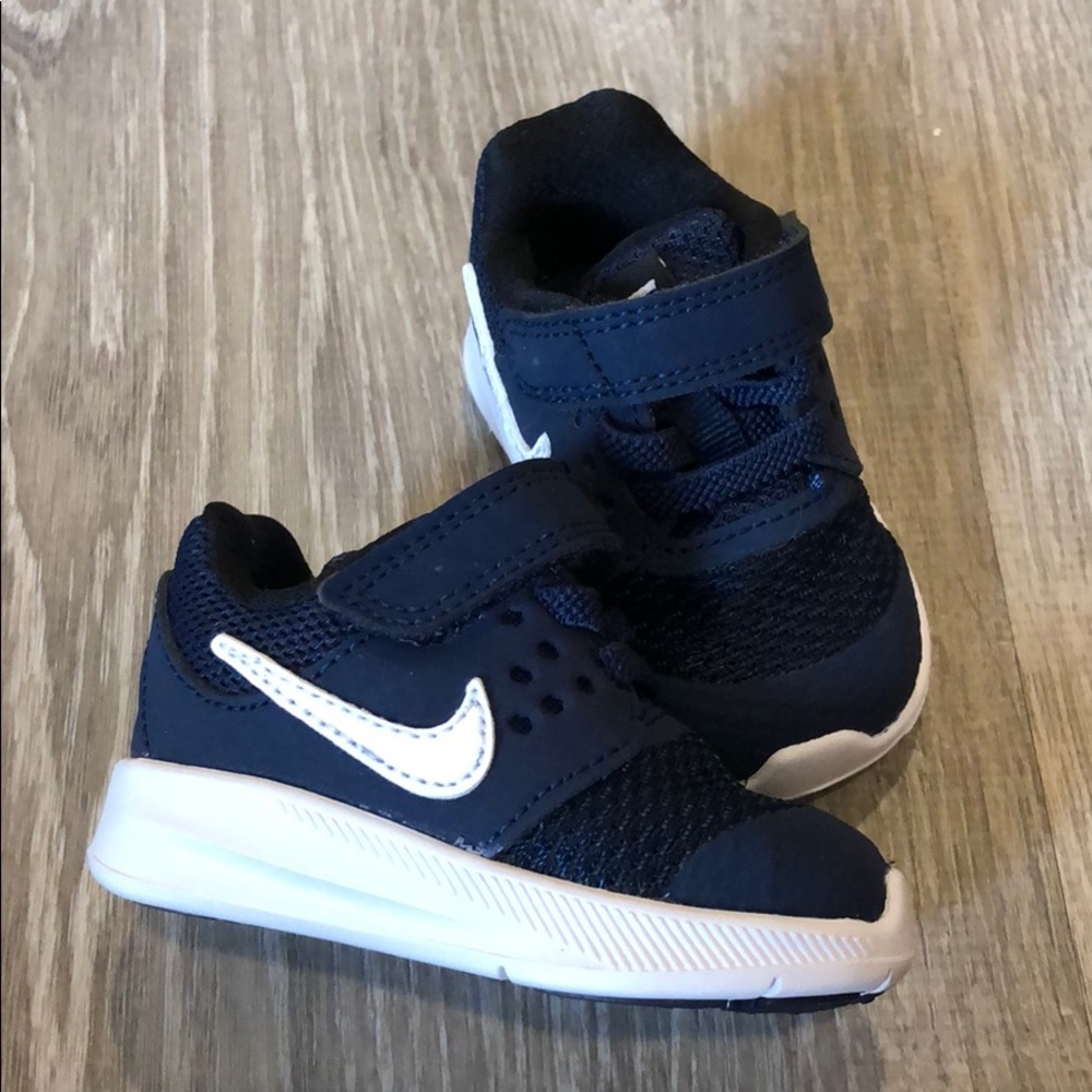 NWOT Infant Nike Downshifter 7 shoes